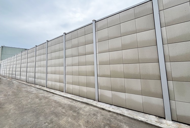 Reapor Used at Glass Recycling Facility